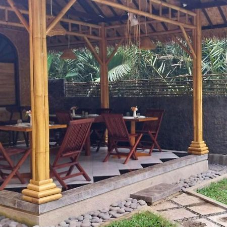 Pondok Sapta Sallaca Selat المظهر الخارجي الصورة
